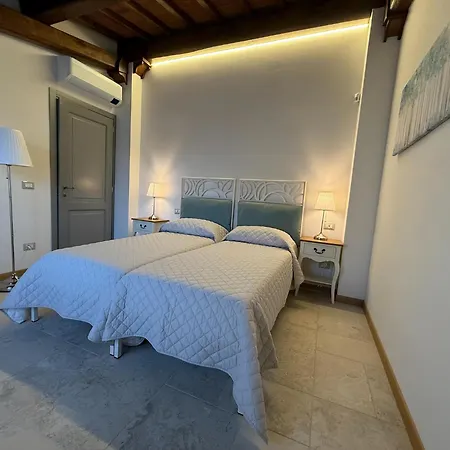 Spacious In With Shared Pool Vakantiehuis Poppi