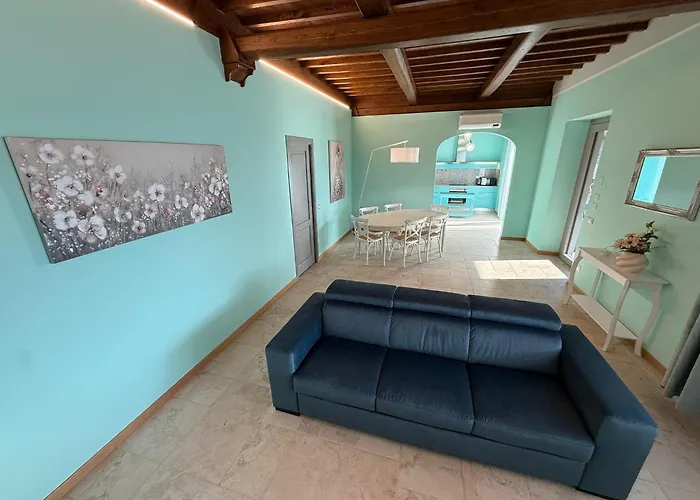 Spacious In With Shared Pool Nyaraló Poppi
