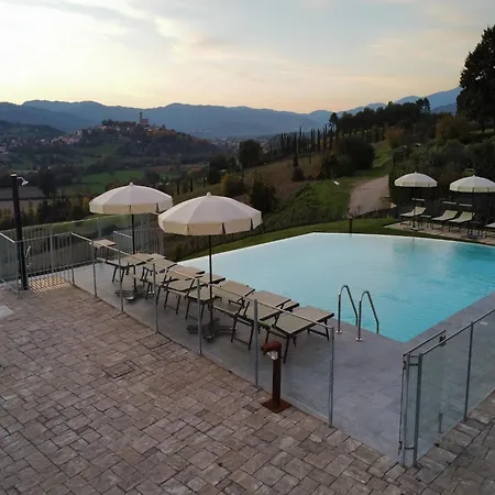 Spacious In With Shared Pool