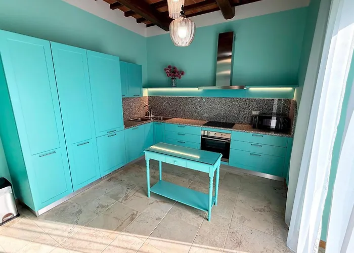 Spacious In With Shared Pool Сasa de vacaciones