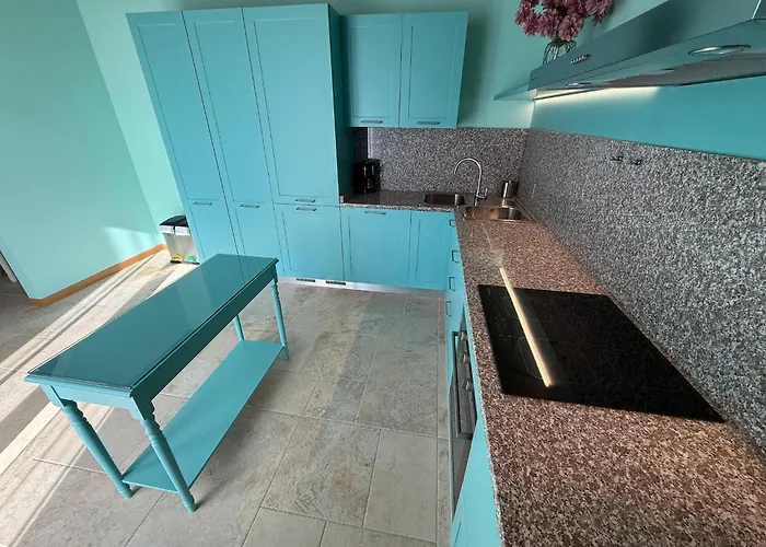 Spacious In With Shared Pool Сasa de vacaciones